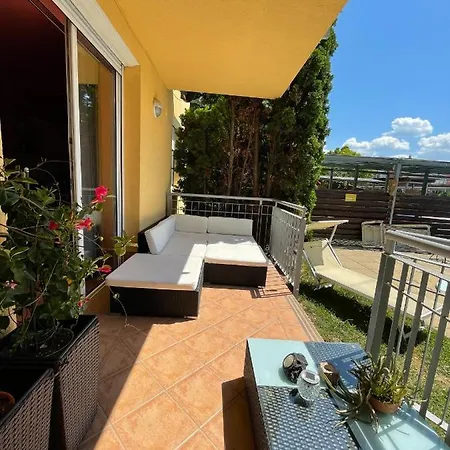 Apartment Pippo Summer Home *