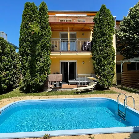 Pippo Summer Home * Siofok